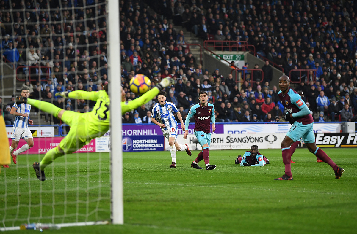 包含斯特拉斯堡主场平梅斯，主场遭遇阻击的词条