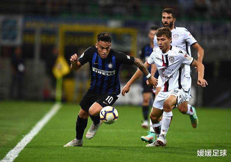 包含斯特拉斯堡主场战胜特鲁瓦，豪取联赛首胜的词条