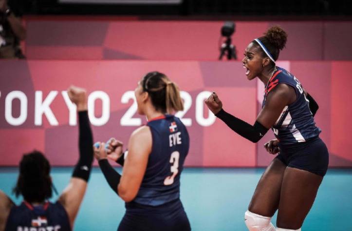 关于韩国女排豪取八连胜,稳坐榜首的信息 关于韩国女排豪取八连胜,稳坐榜首的信息