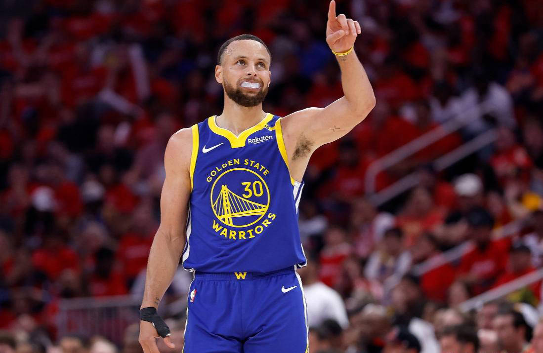 王者归来！勇士队再次打破记录！