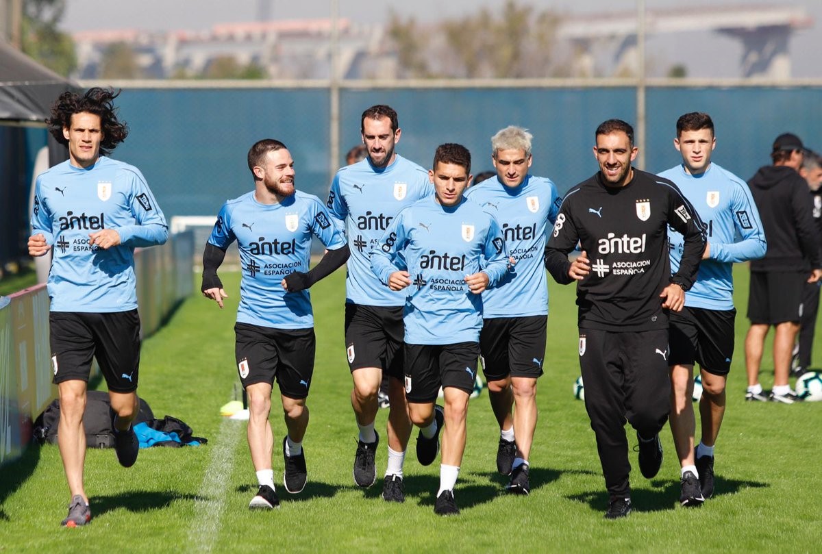 智利鏖战奥地利，苏亚雷斯关键制胜