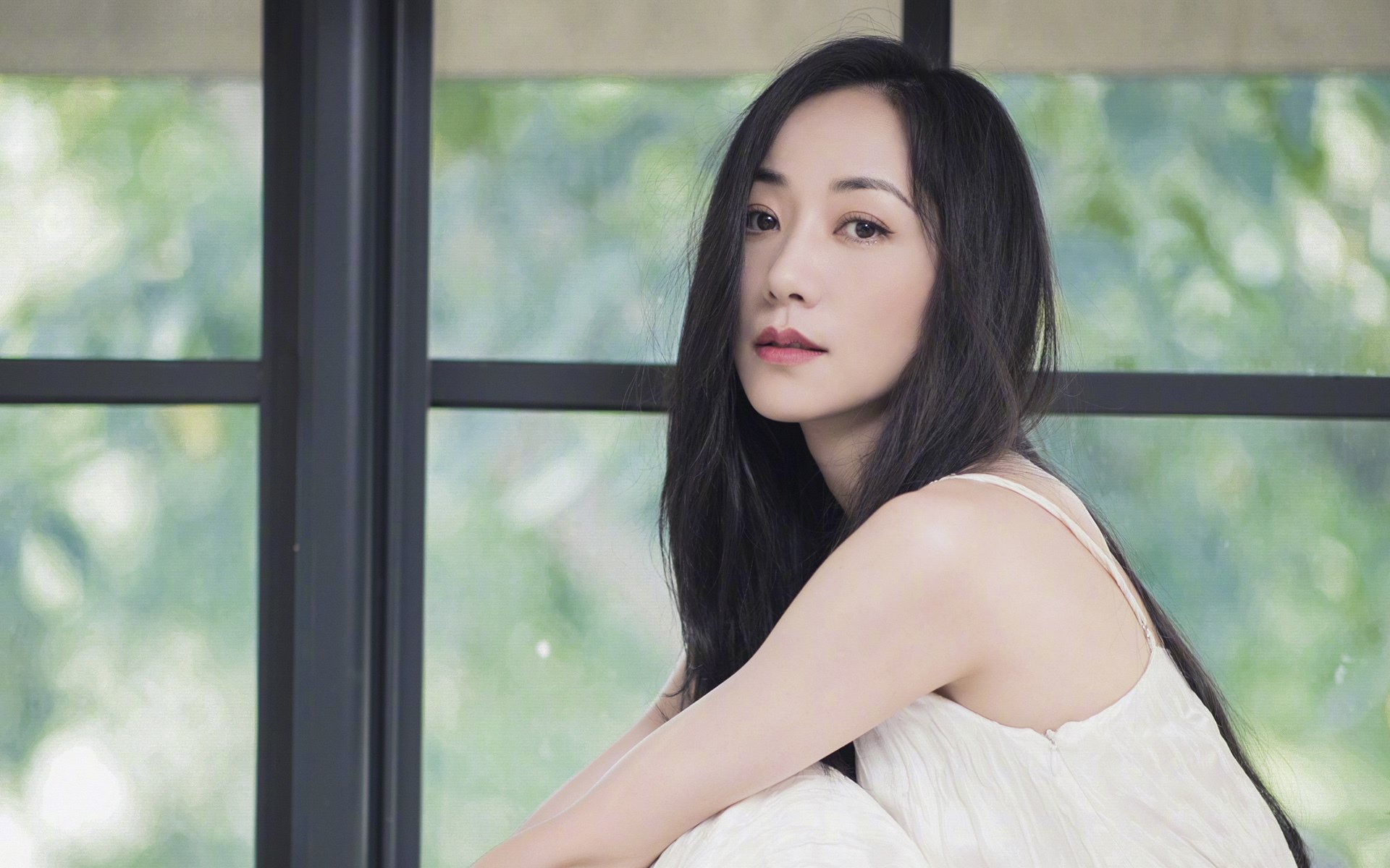 雷火电竞简介-节奏大师戈贝尔，用沉默的指挥棒，让雷霆与太阳的狂想曲归于沉寂