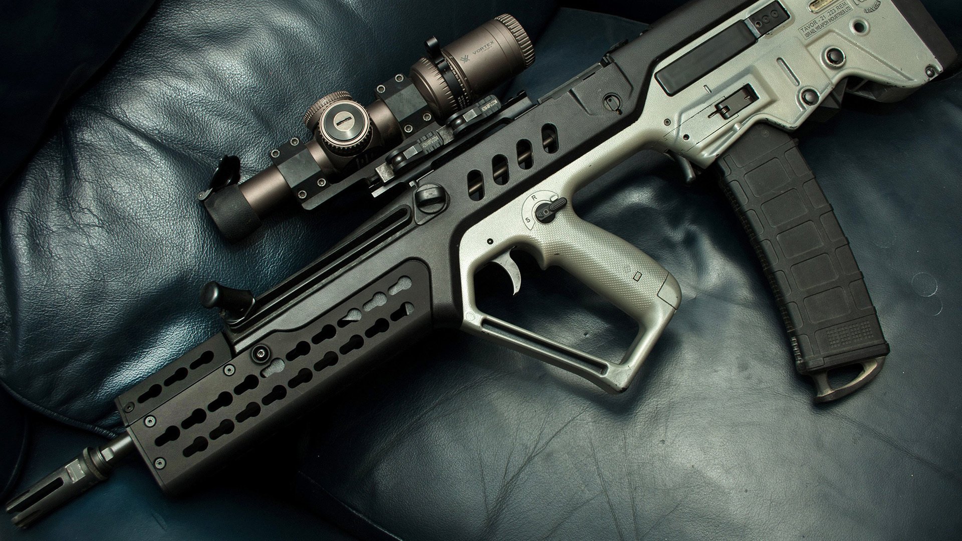 欧冠之巅的史诗对决，拜仁与曼城鏖战，梅西绝杀定乾坤